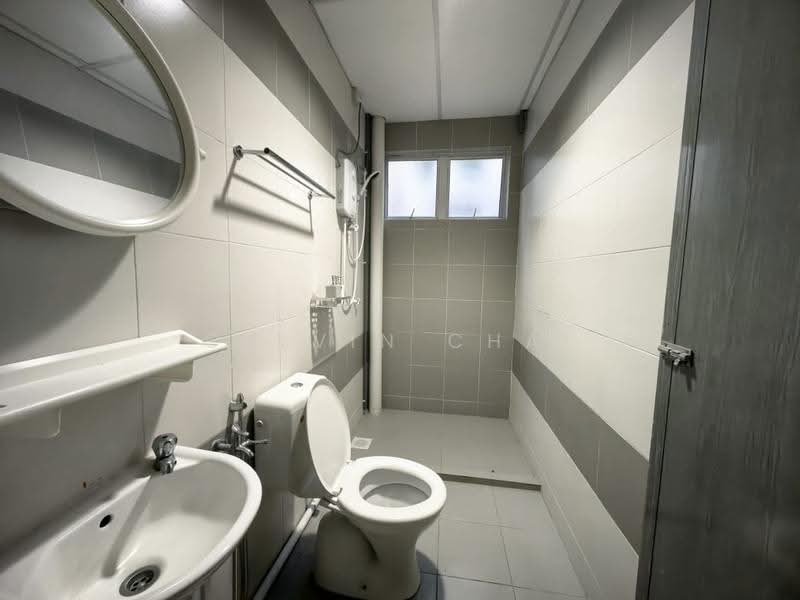 3-storey Terraced House for Rent in Fair Park (Ipoh) - Calvin Chai - Bathroom - PropertyGuru.com.my