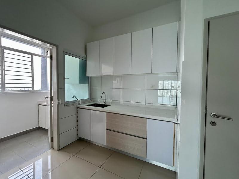 Kondominium untuk Disewa di The Holmes 1 - Chin Nyuk Kian - Kitchen - PropertyGuru.com.my