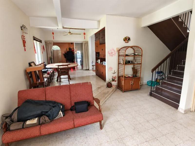2-storey Terraced House for Sale in Ampang Jaya (Ampang) - Ibrahim Iderus - Living Room - PropertyGuru.com.my