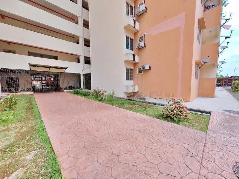 Pangsapuri untuk Dijual di Sri Lavender Apartment - Herman Sazwan Nor Rahim - Exterior - PropertyGuru.com.my