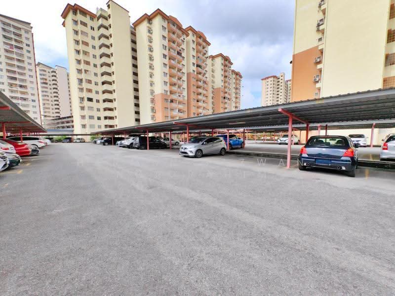 Pangsapuri untuk Dijual di Sri Lavender Apartment - Herman Sazwan Nor Rahim - Exterior - PropertyGuru.com.my