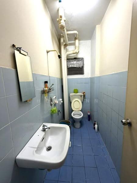 Pangsapuri untuk Dijual di Vista Lavender - CHOW XINNI - Bathroom - PropertyGuru.com.my