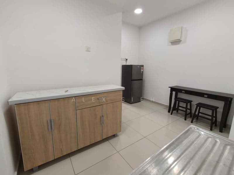 Service Residence for Rent at Midas @ Seri Alam - Alex Sieh - Kitchen - PropertyGuru.com.my