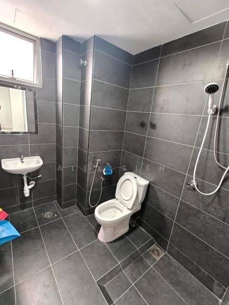 Service Residence for Rent at Midas @ Seri Alam - Alex Sieh - Bathroom - PropertyGuru.com.my