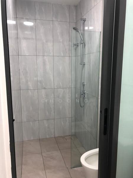 Pangsapuri untuk Disewa di Savana @ Batu Kawan - Cayden Choong - Bathroom - PropertyGuru.com.my
