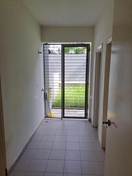 Semi-Detached House for Sale in Sungai Buloh (Selangor) - Nick Yow - Entrance - PropertyGuru.com.my