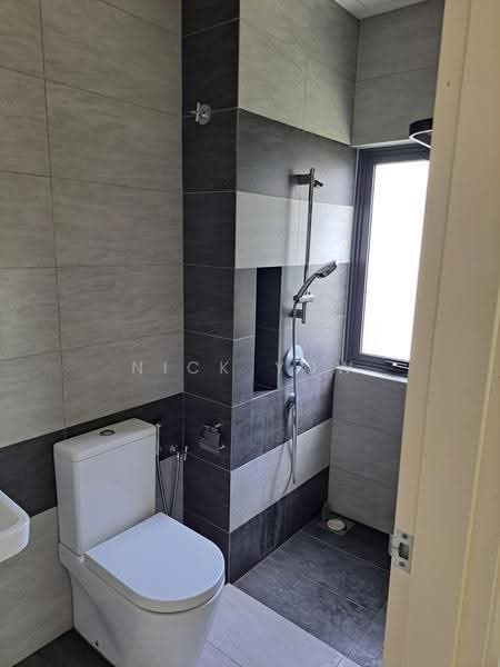 Semi-Detached House for Sale in Sungai Buloh (Selangor) - Nick Yow - Bathroom - PropertyGuru.com.my