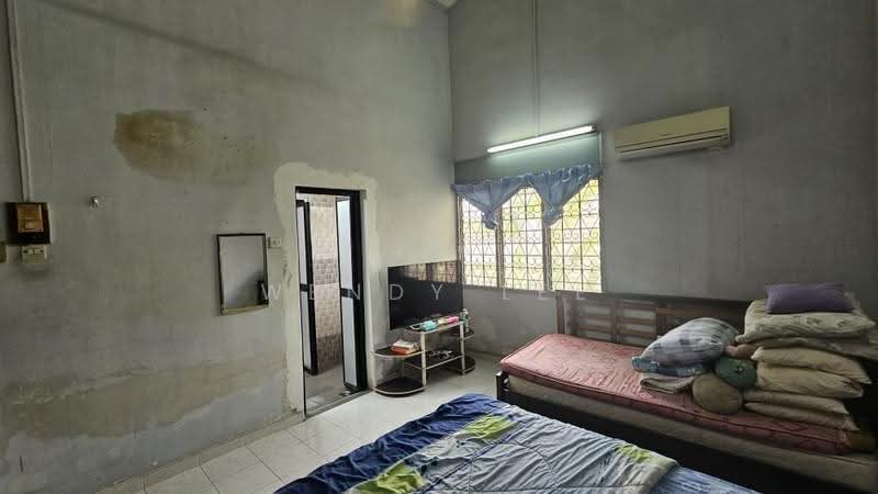 Rumah Banglo untuk Dijual di SS 3, Taman Universiti (Petaling Jaya) - Wendy Lee - Bedroom - PropertyGuru.com.my