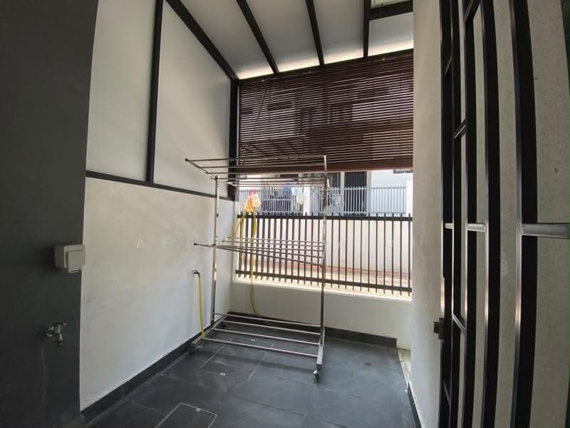 2-storey Terraced House for Rent in Elmina (Shah Alam) - Afiqah zaidi - Balcony - PropertyGuru.com.my