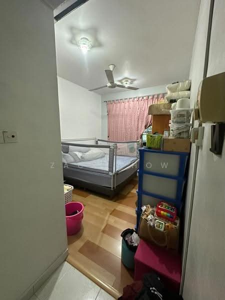 1-storey Terraced House for Sale in Taman Gaya (Ulu Tiram) - Zack Chow - Bedroom - PropertyGuru.com.my