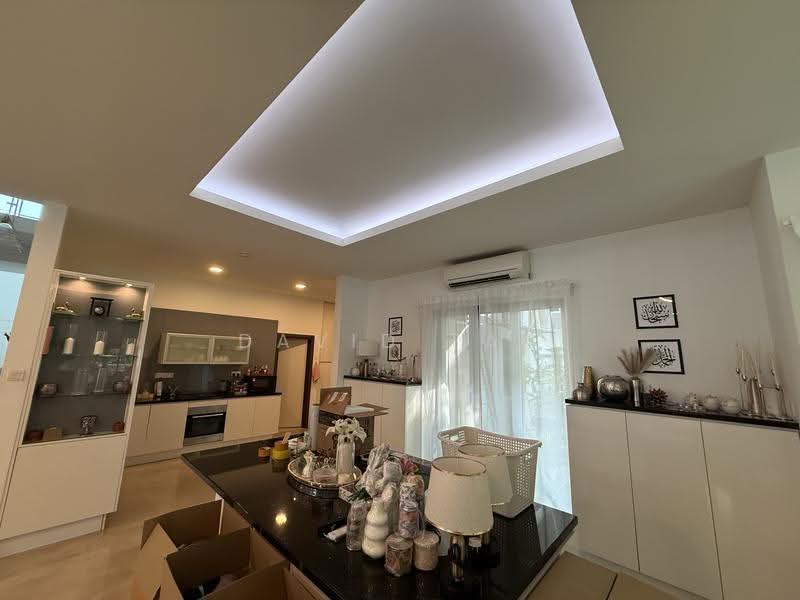 Rumah Banglo untuk Dijual di Shah Alam (Selangor) - David Tan - Kitchen - PropertyGuru.com.my