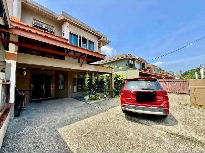 2-storey Terraced House for Sale in Seksyen 5 (Kota Damansara) - Thoriq Suparman - Exterior - PropertyGuru.com.my
