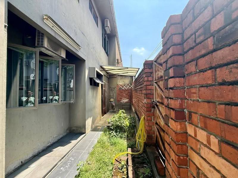 2-storey Terraced House for Sale in Seksyen 5 (Kota Damansara) - Thoriq Suparman - Exterior - PropertyGuru.com.my
