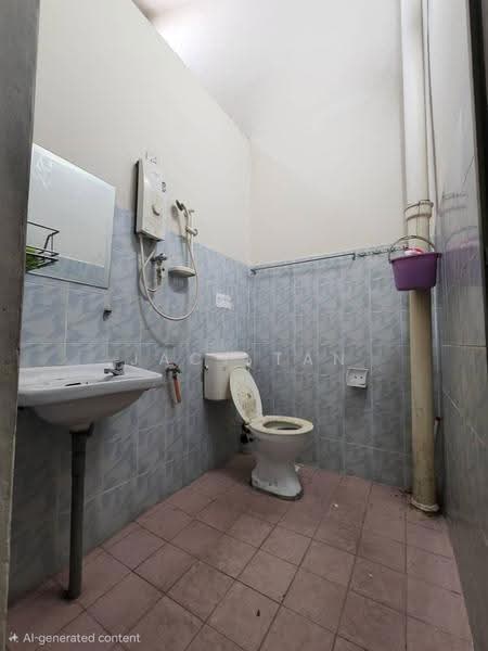 Rumah Teres 2-Tingkat untuk Dijual di Bandar Kulai (Kulai) - Jacy Tan - Bathroom - PropertyGuru.com.my