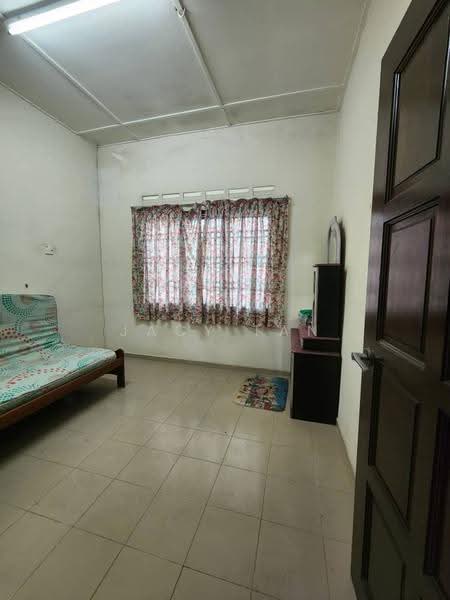 Rumah Teres 2-Tingkat untuk Dijual di Bandar Kulai (Kulai) - Jacy Tan - Bedroom - PropertyGuru.com.my