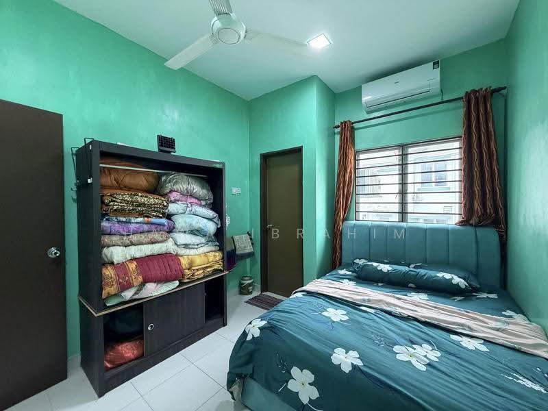 2-storey Terraced House for Sale in Bandar Teknologi Kajang (Kajang) - Hawa Ibrahim - Bedroom - PropertyGuru.com.my