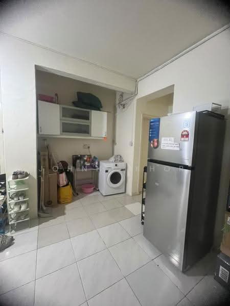 Condominium for Rent at Seri Maya Condominium - Johnny Khor - Kitchen - PropertyGuru.com.my