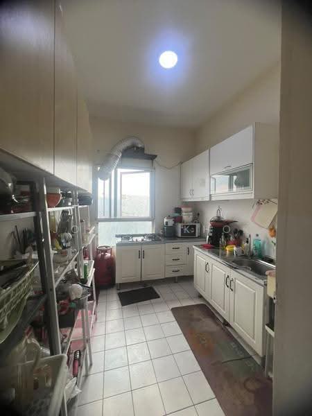 Condominium for Rent at Seri Maya Condominium - Johnny Khor - Kitchen - PropertyGuru.com.my