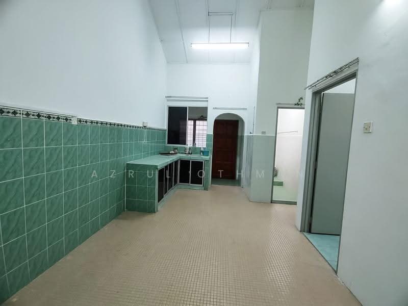 1-storey Terraced House for Sale in Taman Bidara (Seremban) - Azrul Othman - Kitchen - PropertyGuru.com.my