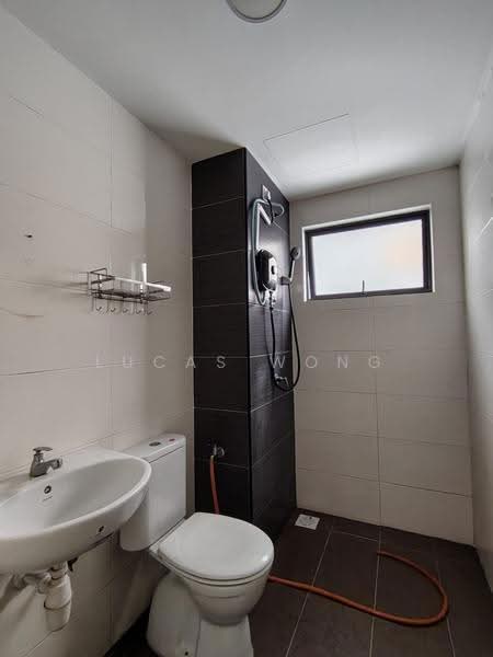 Condominium for Sale at Oasis 1 - Lucas Wong - Bathroom - PropertyGuru.com.my