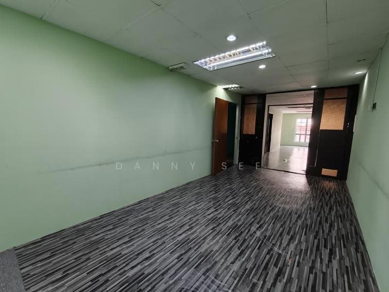 Shop / Office for Rent in Bandar Indahpura (Kulai) - Danny See - Interior - PropertyGuru.com.my