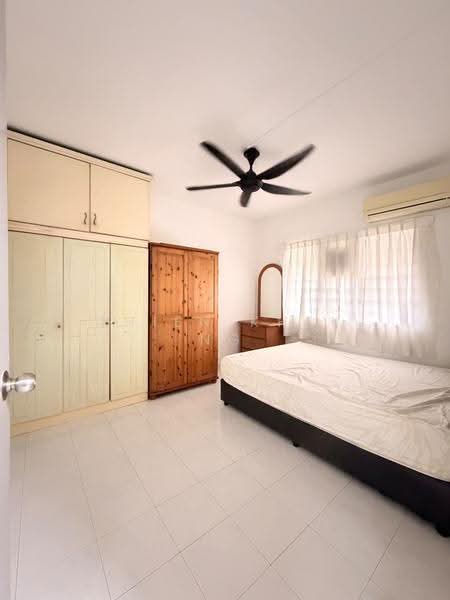 Flat for Rent at Taman Seri Damai - Chien Khek Ng - Bedroom - PropertyGuru.com.my