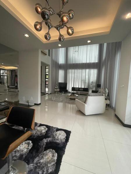 Bungalow House for Rent in Kampung Tunku (Petaling Jaya) - Aizat Saifulrullah - Living Room - PropertyGuru.com.my