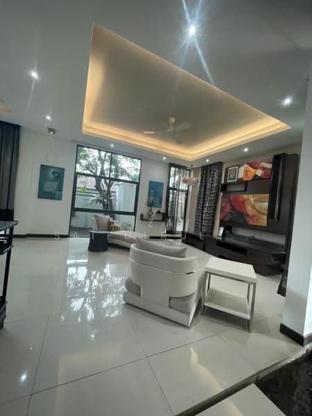 Bungalow House for Rent in Kampung Tunku (Petaling Jaya) - Aizat Saifulrullah - Living Room - PropertyGuru.com.my