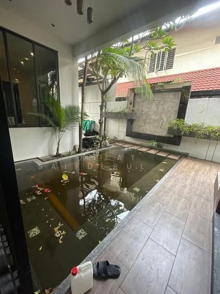 Bungalow House for Rent in Kampung Tunku (Petaling Jaya) - Aizat Saifulrullah - Exterior - PropertyGuru.com.my