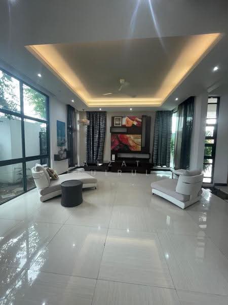Bungalow House for Rent in Kampung Tunku (Petaling Jaya) - Aizat Saifulrullah - Living Room - PropertyGuru.com.my