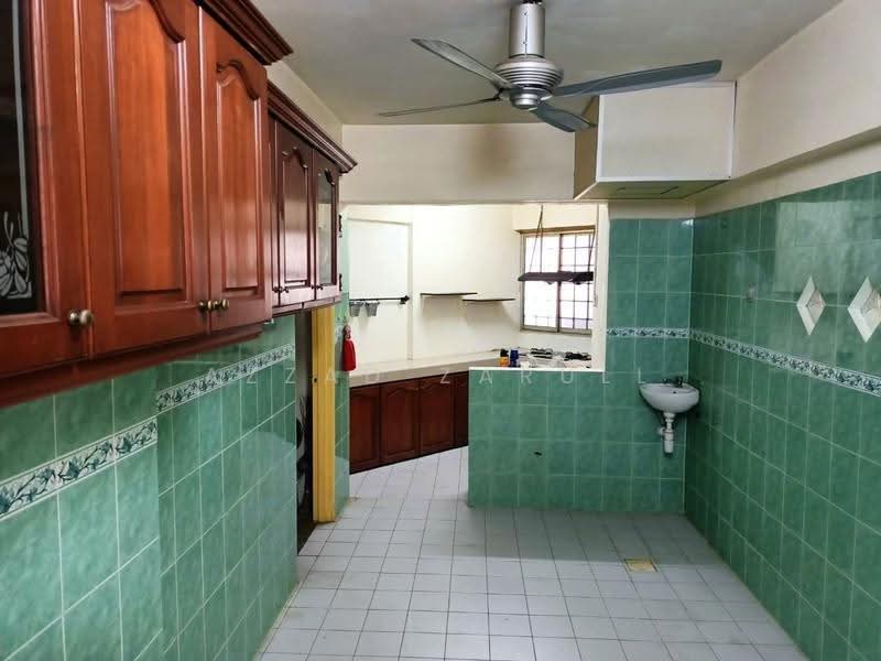 Condominium for Rent at Seri Mas Condominium - Azzad Zarull - Kitchen - PropertyGuru.com.my