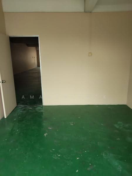 Kedai untuk Disewa di Desa Latania (Shah Alam) - Amanda Lock - Interior - PropertyGuru.com.my