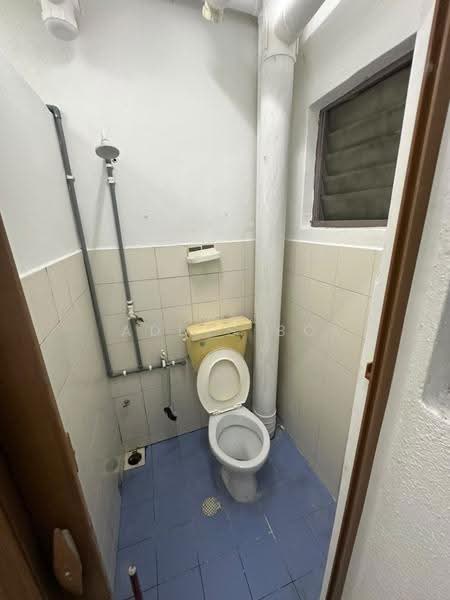 Flat for Rent at Rumah Pangsa Segar Perdana - Addis Bo - Bathroom - PropertyGuru.com.my
