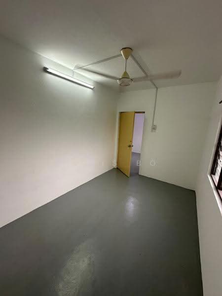 Flat for Rent at Rumah Pangsa Segar Perdana - Addis Bo - Interior - PropertyGuru.com.my
