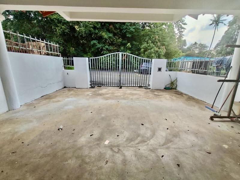 2-storey Terraced House for Sale in Kampung Batu Hitam (Beserah) - Atina Natasha - PropertyGuru.com.my