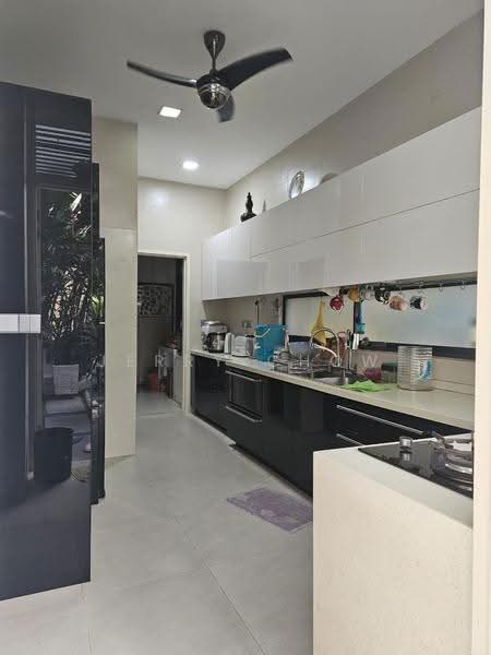 Semi-Detached House for Rent in Taman Equine (Seri Kembangan) - Jerry Chow - Kitchen - PropertyGuru.com.my