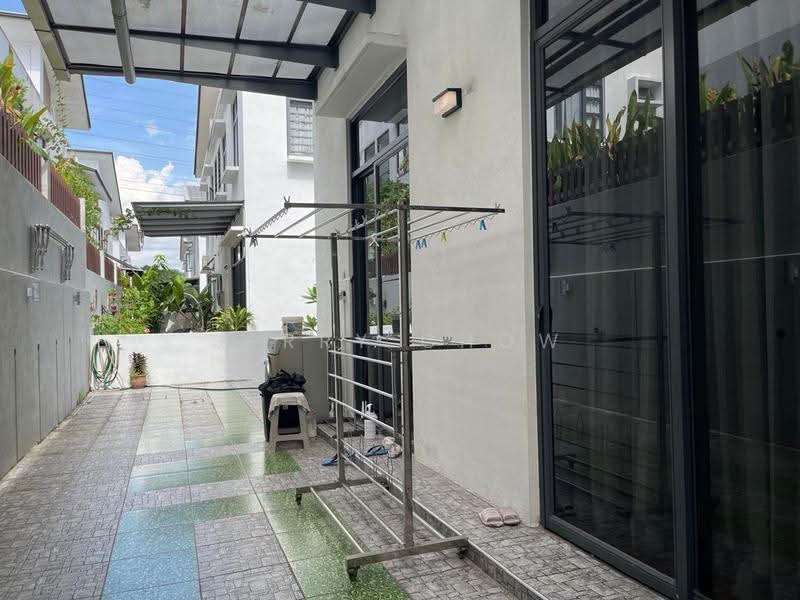 Semi-Detached House for Rent in Taman Equine (Seri Kembangan) - Jerry Chow - Exterior - PropertyGuru.com.my