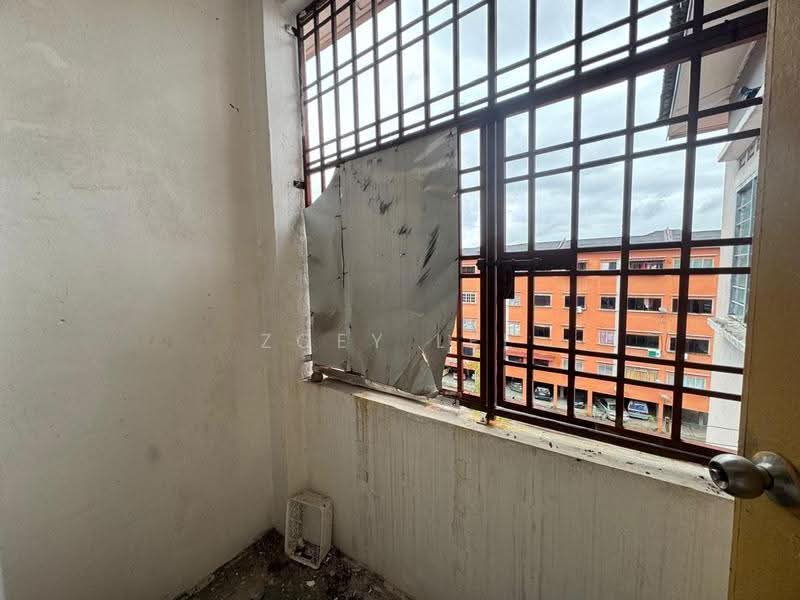 Flat for Sale at Taman Pulai Utama - Zoey Lee - PropertyGuru.com.my