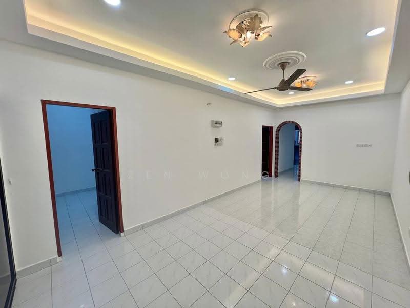 1-storey Terraced House for Sale in Taman Kota Jaya (Kota Tinggi) - Zen Wong - Living Room - PropertyGuru.com.my