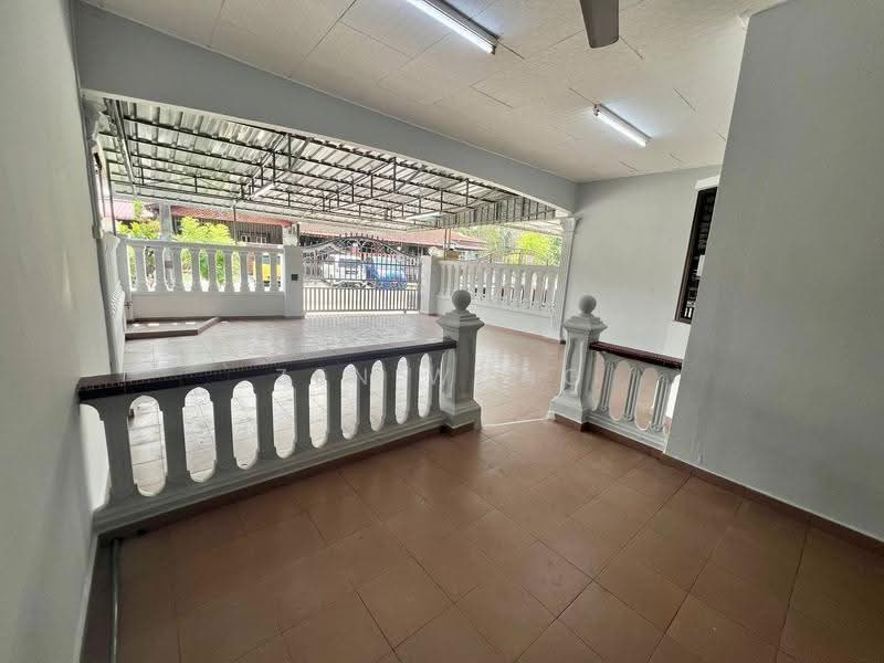 1-storey Terraced House for Sale in Taman Kota Jaya (Kota Tinggi) - Zen Wong - Exterior - PropertyGuru.com.my