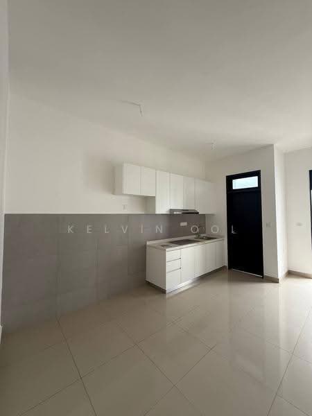 Kediaman Servis untuk Dijual di Meldrum Heights (Residensi Meldrum) - Kelvin Ooi - Kitchen - PropertyGuru.com.my