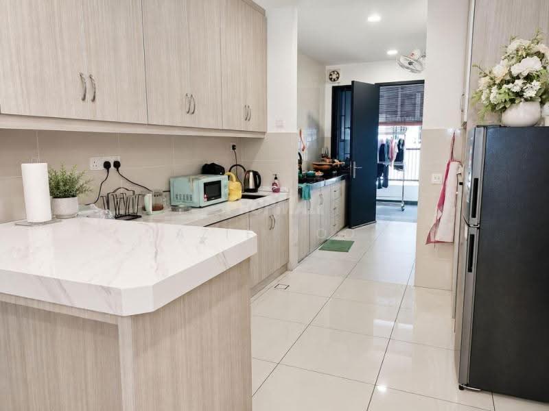 2-storey Terraced House for Sale in Elmina (Shah Alam) - Fazie Noor - Kitchen - PropertyGuru.com.my