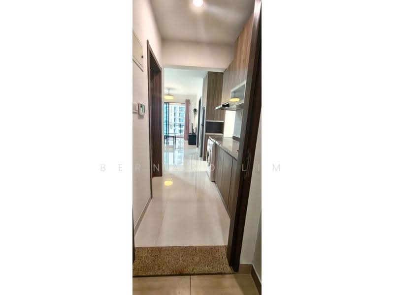 Service Residence for Rent at Regalia Park @ Forest City - Bernard Lim - Corridor - PropertyGuru.com.my