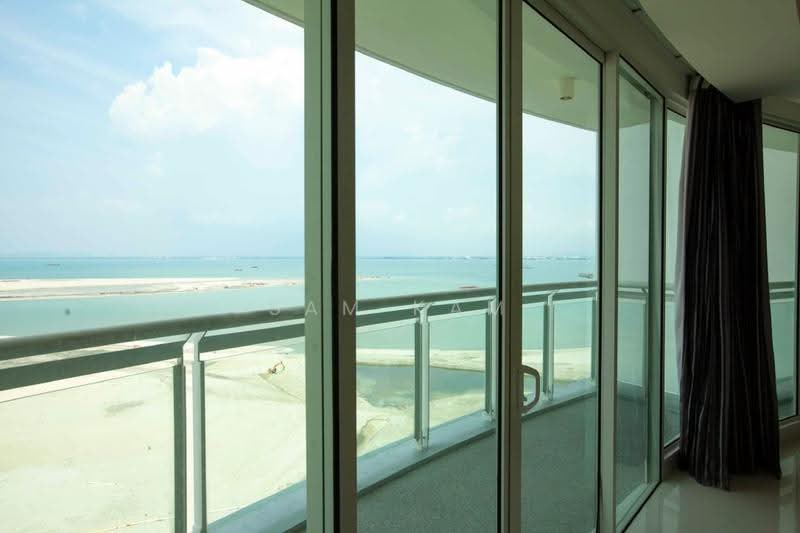 Condominium for Rent at Gurney Paragon - Sam Kam - Balcony - PropertyGuru.com.my