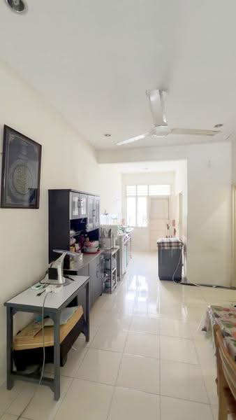 1-storey Terraced House for Sale in Bandar Saujana Putra (Tanjong Duabelas) - Zimir Shah - Kitchen - PropertyGuru.com.my