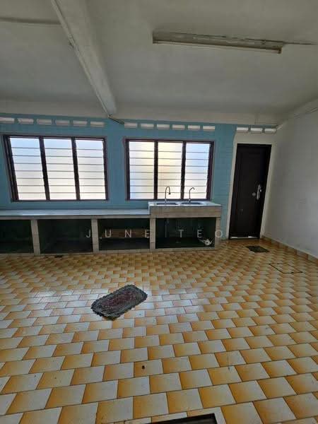 Rumah Teres 1-Tingkat untuk Dijual di Taman Sri Skudai (Skudai) - June Teo - Kitchen - PropertyGuru.com.my