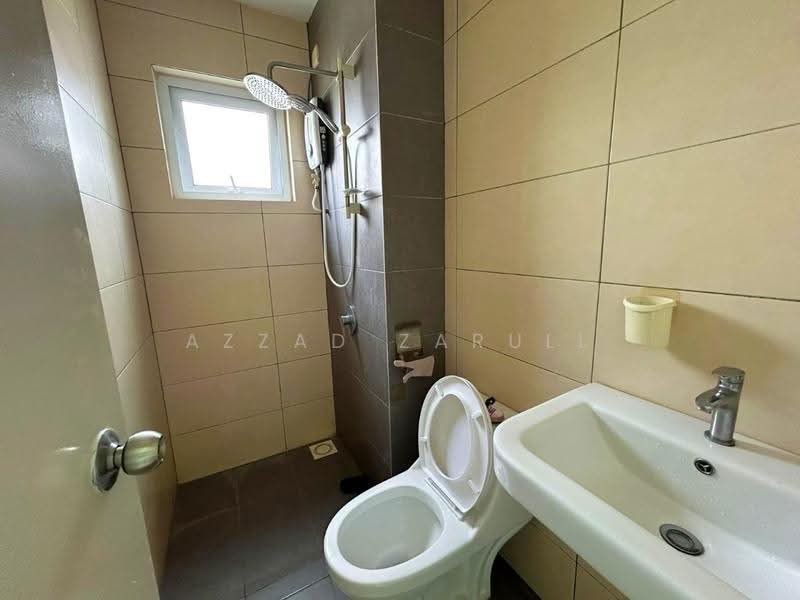 Kondominium untuk Disewa di The Holmes 1 - Azzad Zarull - Bathroom - PropertyGuru.com.my
