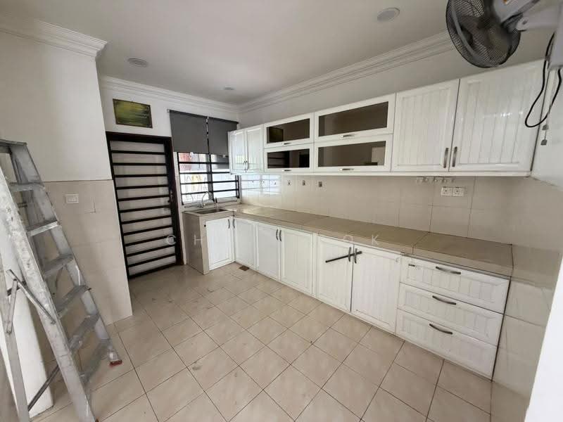 2-storey Terraced House for Sale in Bandar Country Homes (Rawang) - Chloe Kok - PropertyGuru.com.my