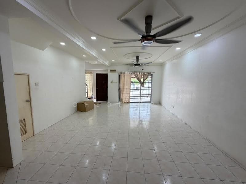 2-storey Terraced House for Sale in Bandar Country Homes (Rawang) - Chloe Kok - PropertyGuru.com.my