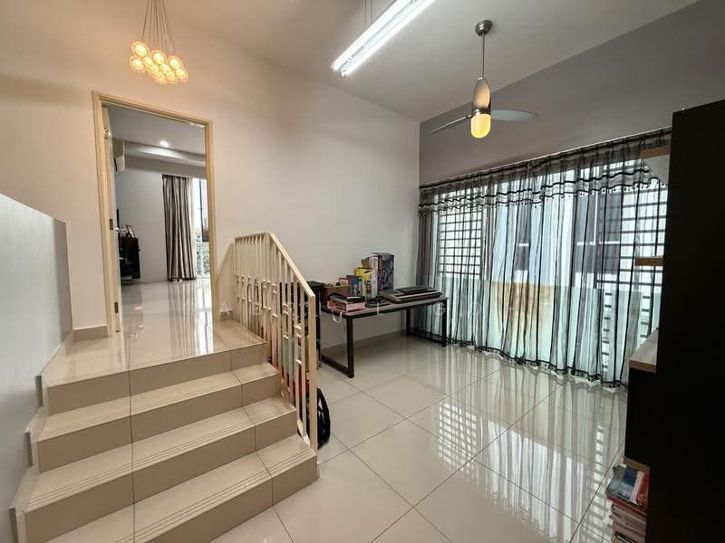 Semi-Detached House for Sale in Setia Damai (Setia Alam) - GABRIEL GOH - Living Room - PropertyGuru.com.my
